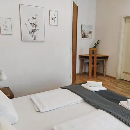 Staybearlin Prenzlauer Berg Grellstrasse Appartamento *