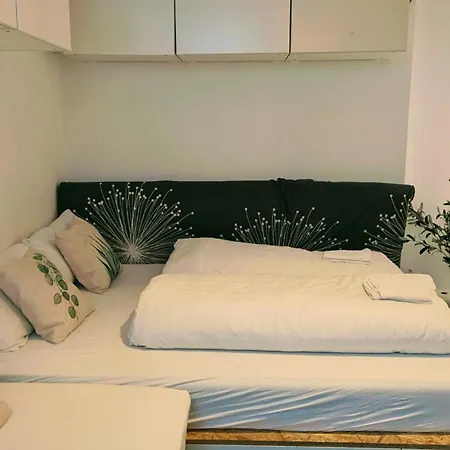 Staybearlin Prenzlauer Berg Grellstrasse Berlin