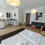 Staybearlin Prenzlauer Berg Grellstrasse * Берлин